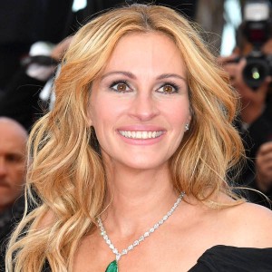 Julia Roberts Beauty, Diet & Fitness Secrets Revealed: Watch to Get the Scoop on People's Julia Roberts Beauty, Diet & Fitness Secrets Revealed: Watch to Get the Scoop on People's